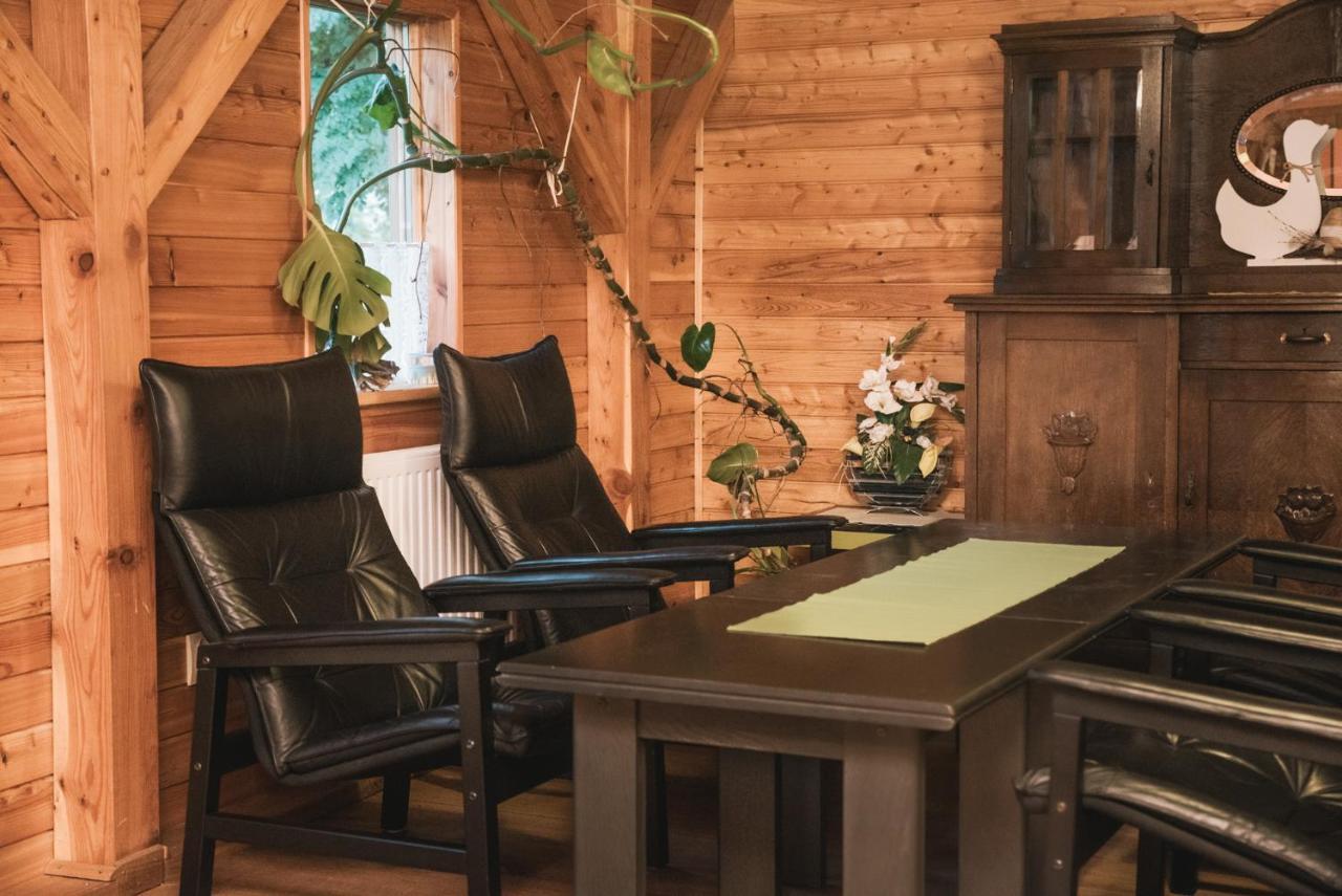 Agroturystyka Pod Modrzewiami Nowy Tomyśl Extérieur photo