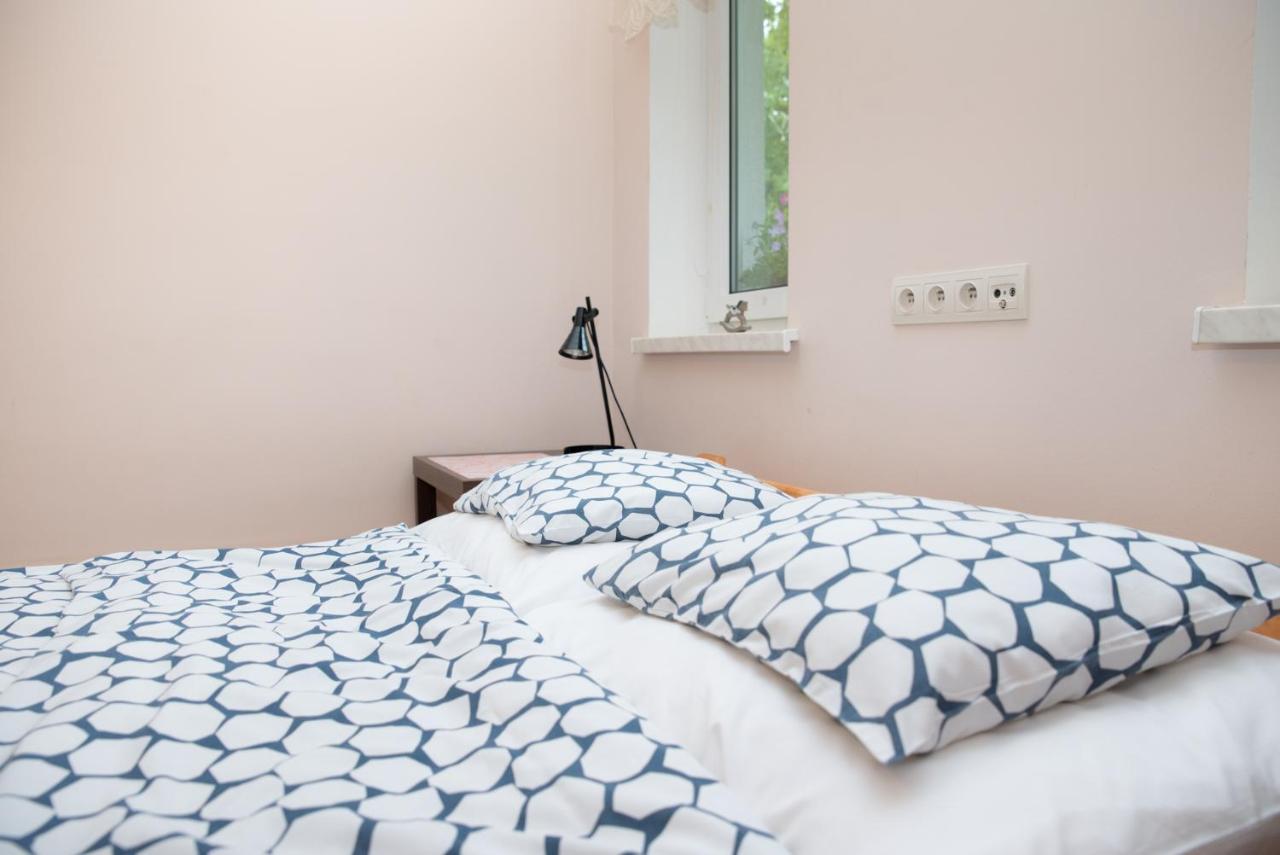 Agroturystyka Pod Modrzewiami Nowy Tomyśl Extérieur photo